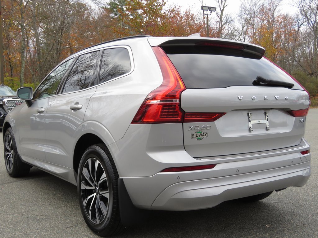 Used 2023 Volvo XC60 B5 Core w/ Climate Package image 8