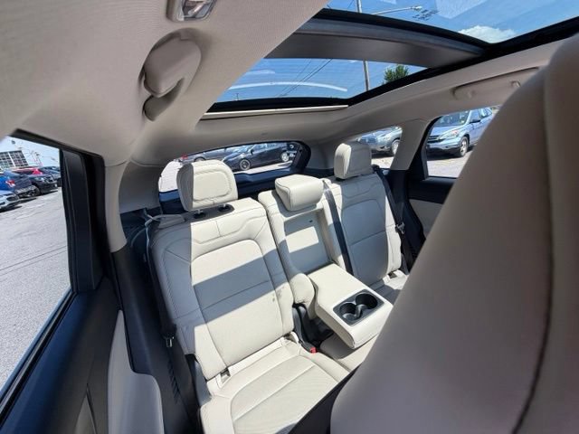 Certified 2026 Lincoln Corsair Premiere AWD/4WD image 36