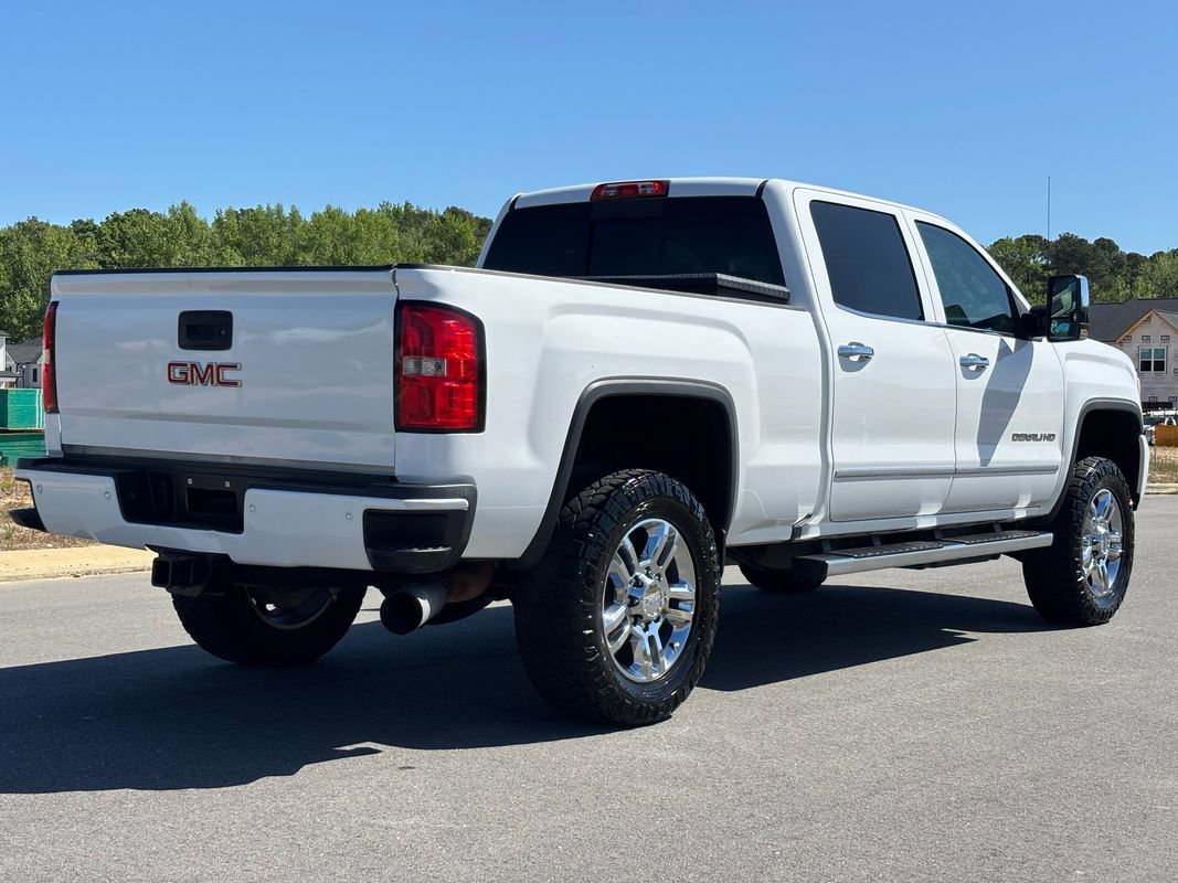 Used 2016 GMC Sierra 2500 Denali w/ Duramax Plus Package image 4