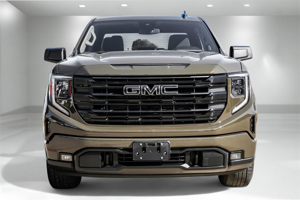 Used 2023 GMC Sierra 1500 Elevation image 4