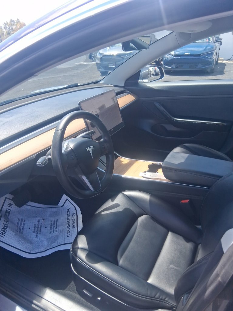 Used 2020 Tesla Model 3 Standard Range Plus RWD image 10