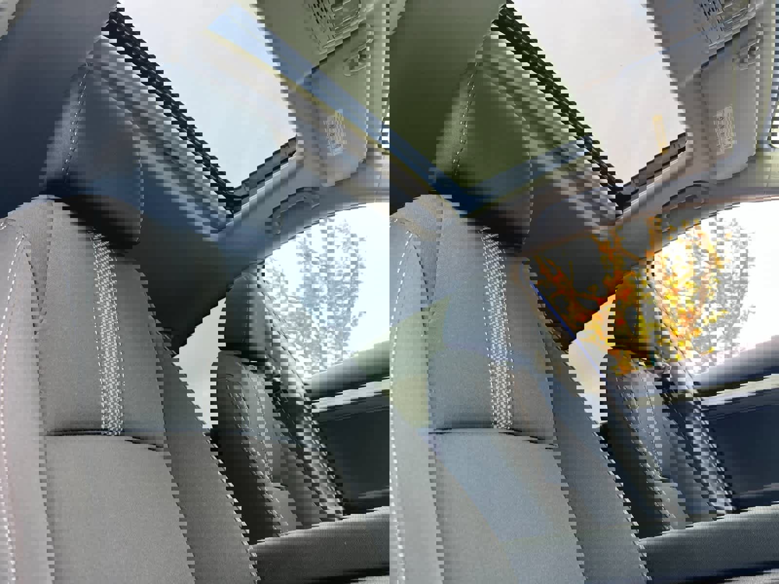 Used 2020 Honda Civic EX image 17