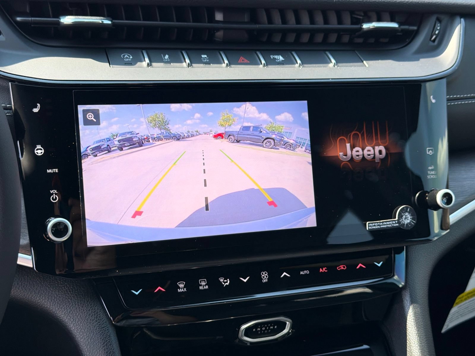 New 2026 Jeep Grand Cherokee Limited AWD/4WD image 22