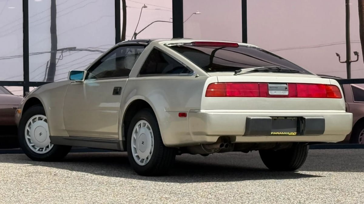 Used 1988 Nissan 300ZX GS RWD image 7