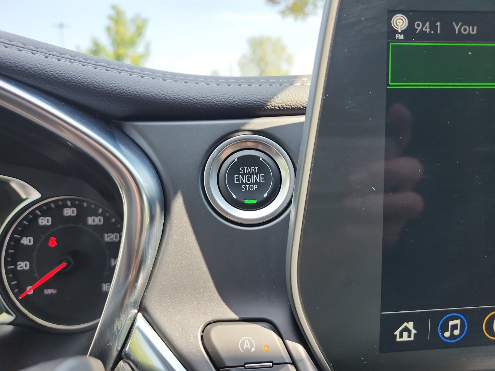 Used 2025 Chevrolet Blazer LT FWD image 20