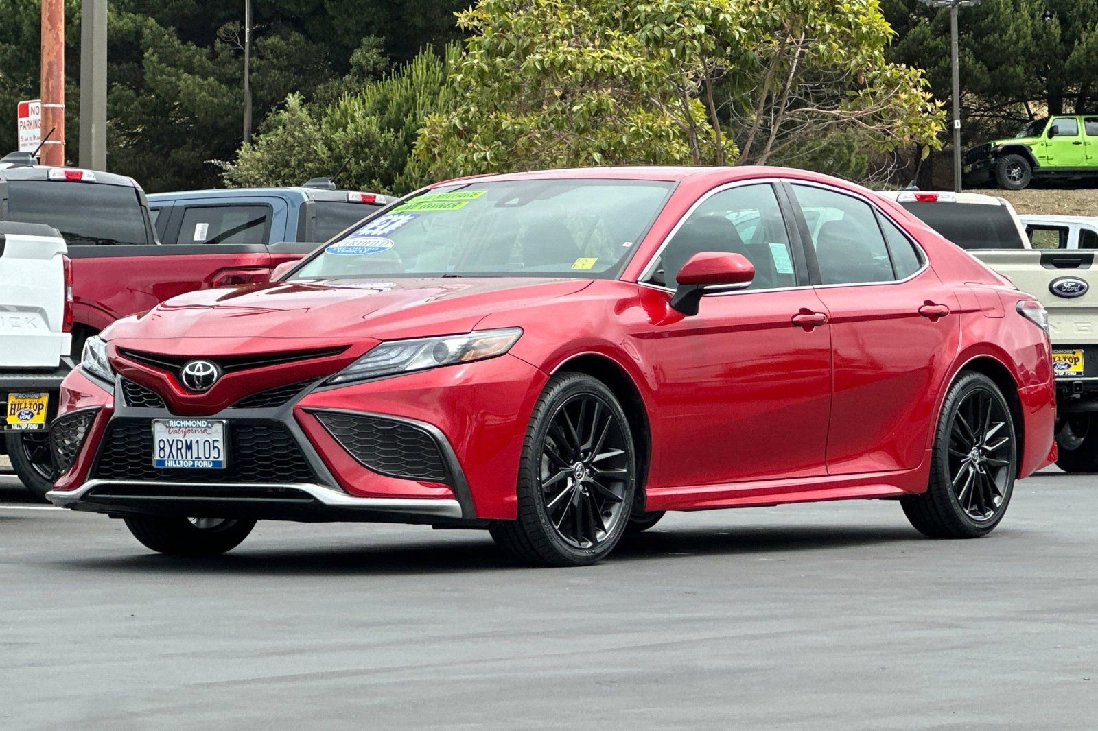 Used 2021 Toyota Camry XSE FWD image 10