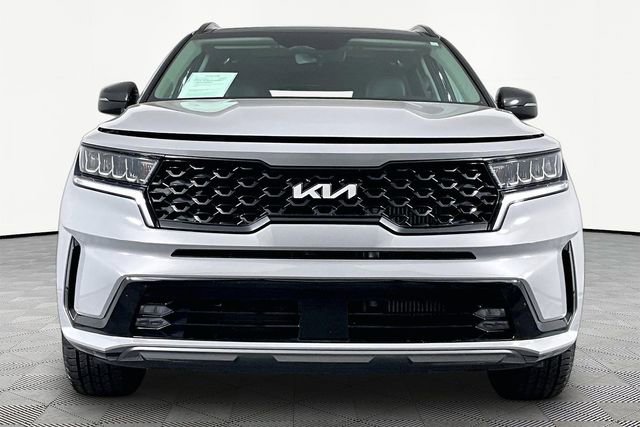 Certified 2022 Kia Sorento EX w/ Panoramic Sunroof Package FWD image 2