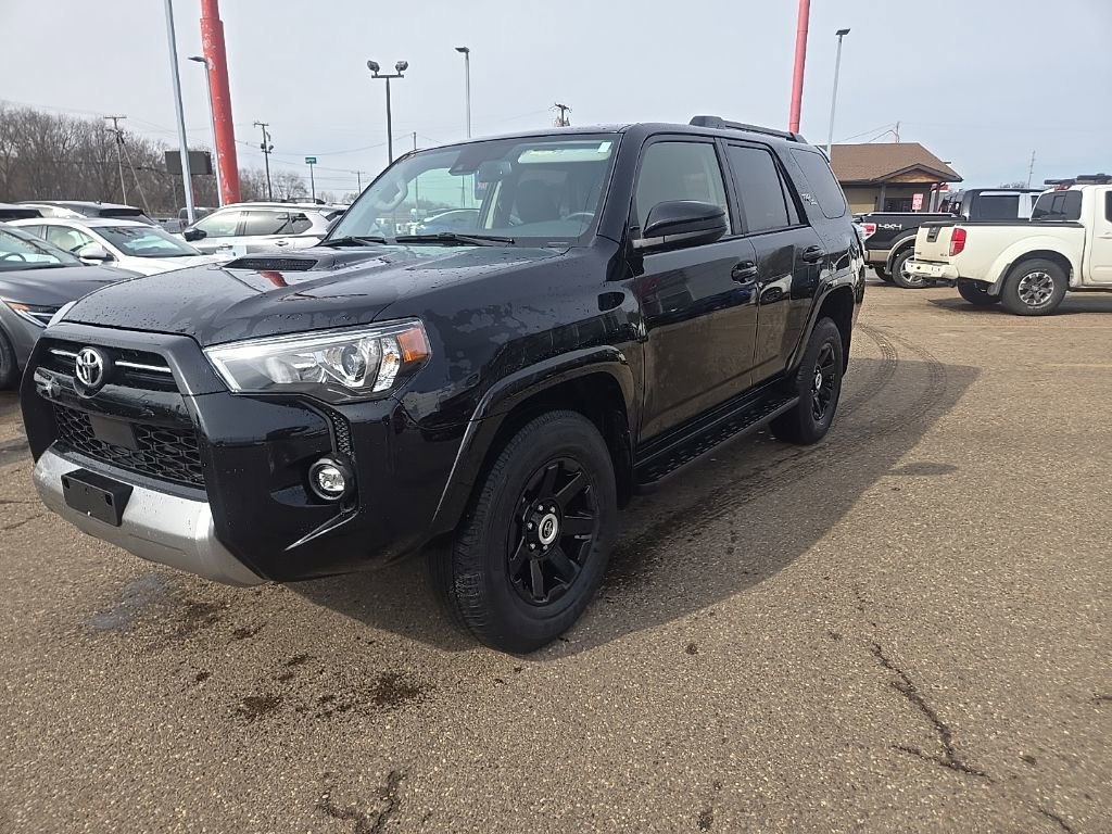 Used 2024 Toyota 4Runner TRD Off-Road image 3