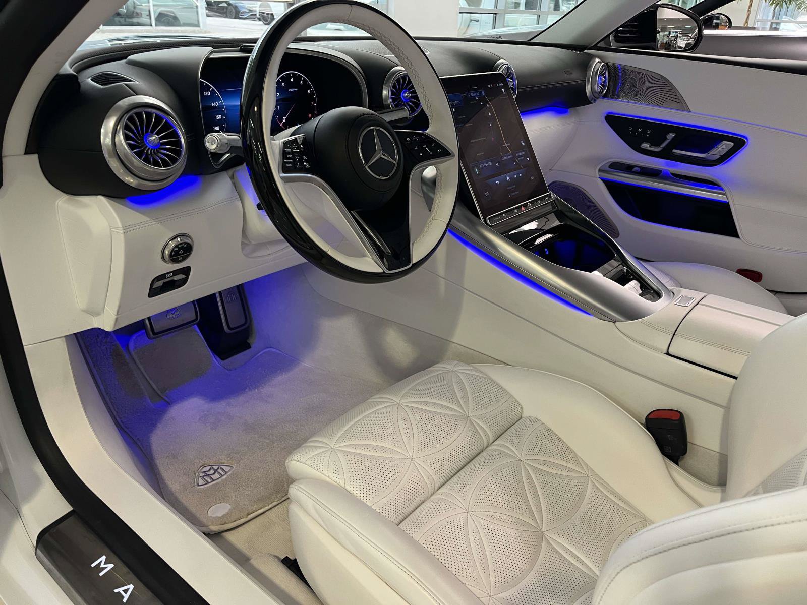 Certified 2026 Mercedes-Benz Maybach SL 680 image 53