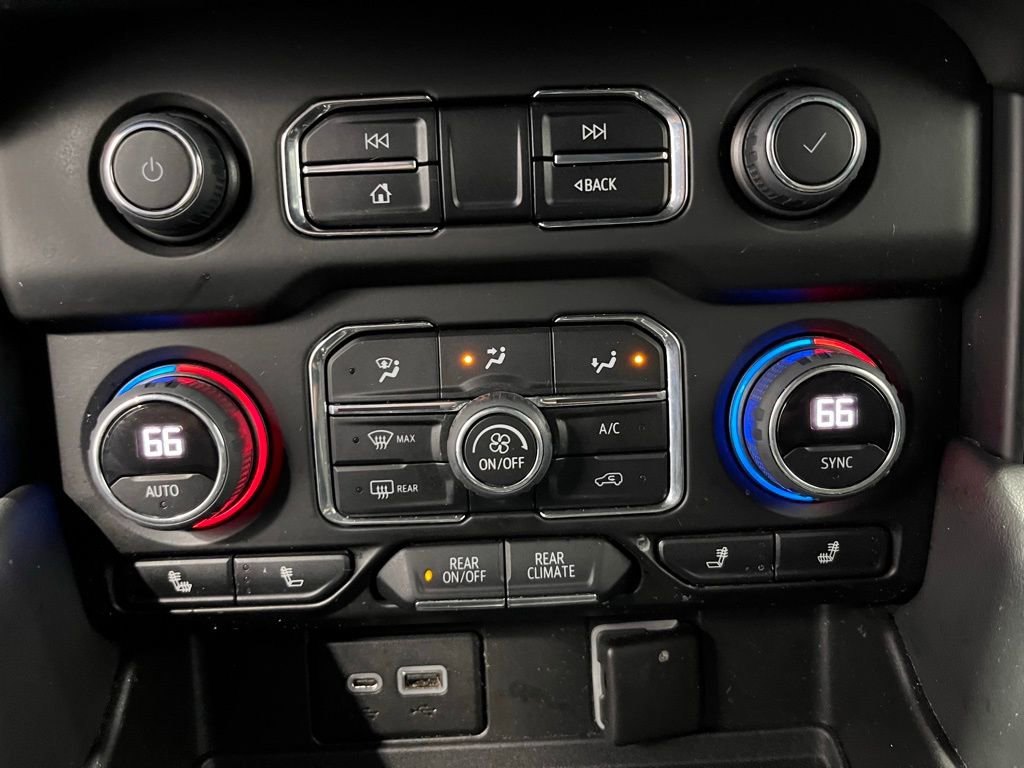 Used 2022 Chevrolet Tahoe LT w/ LT Signature Package AWD/4WD image 19