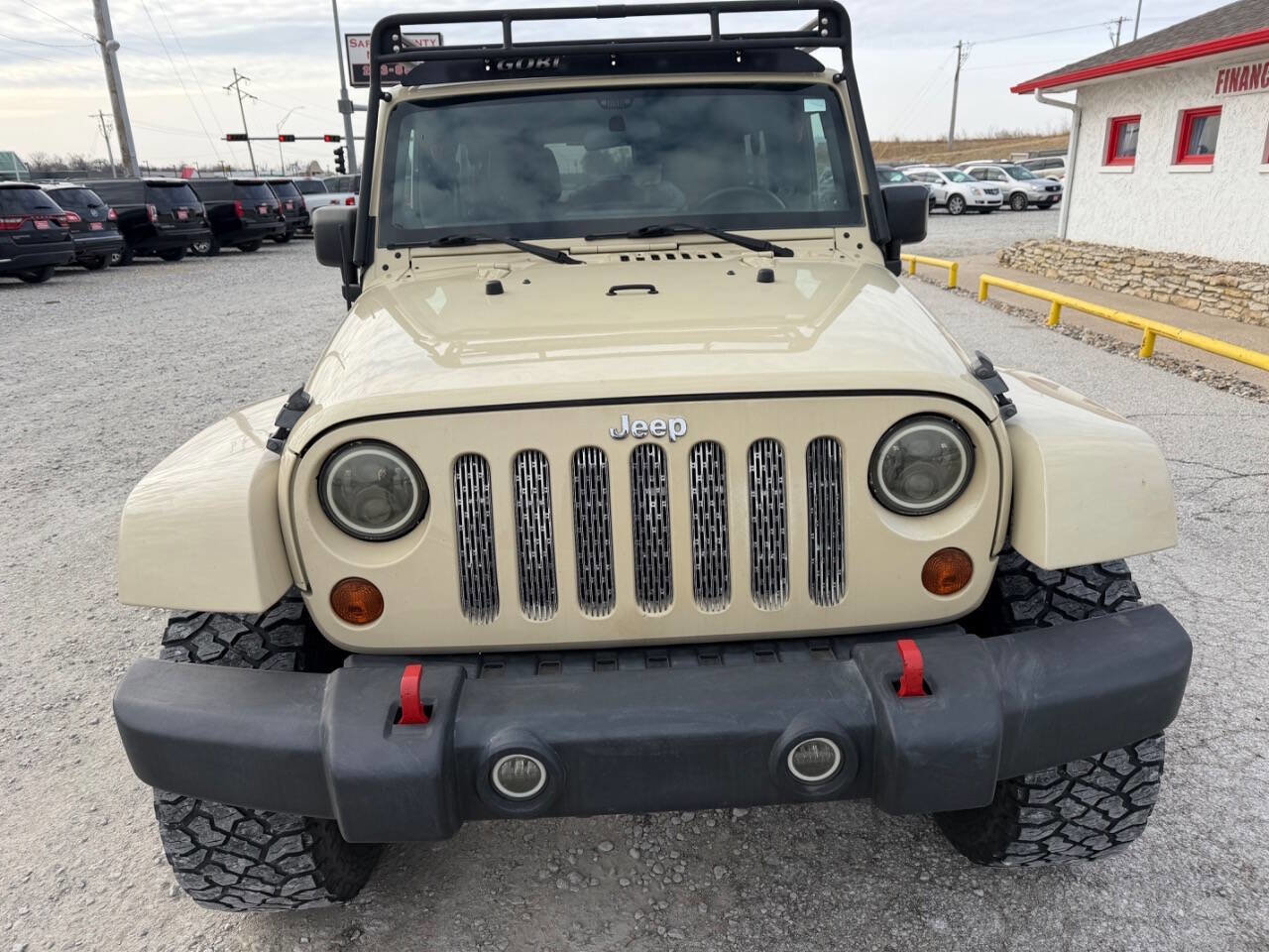 Used 2012 Jeep Wrangler Unlimited Sahara w/ Connectivity Group image 8