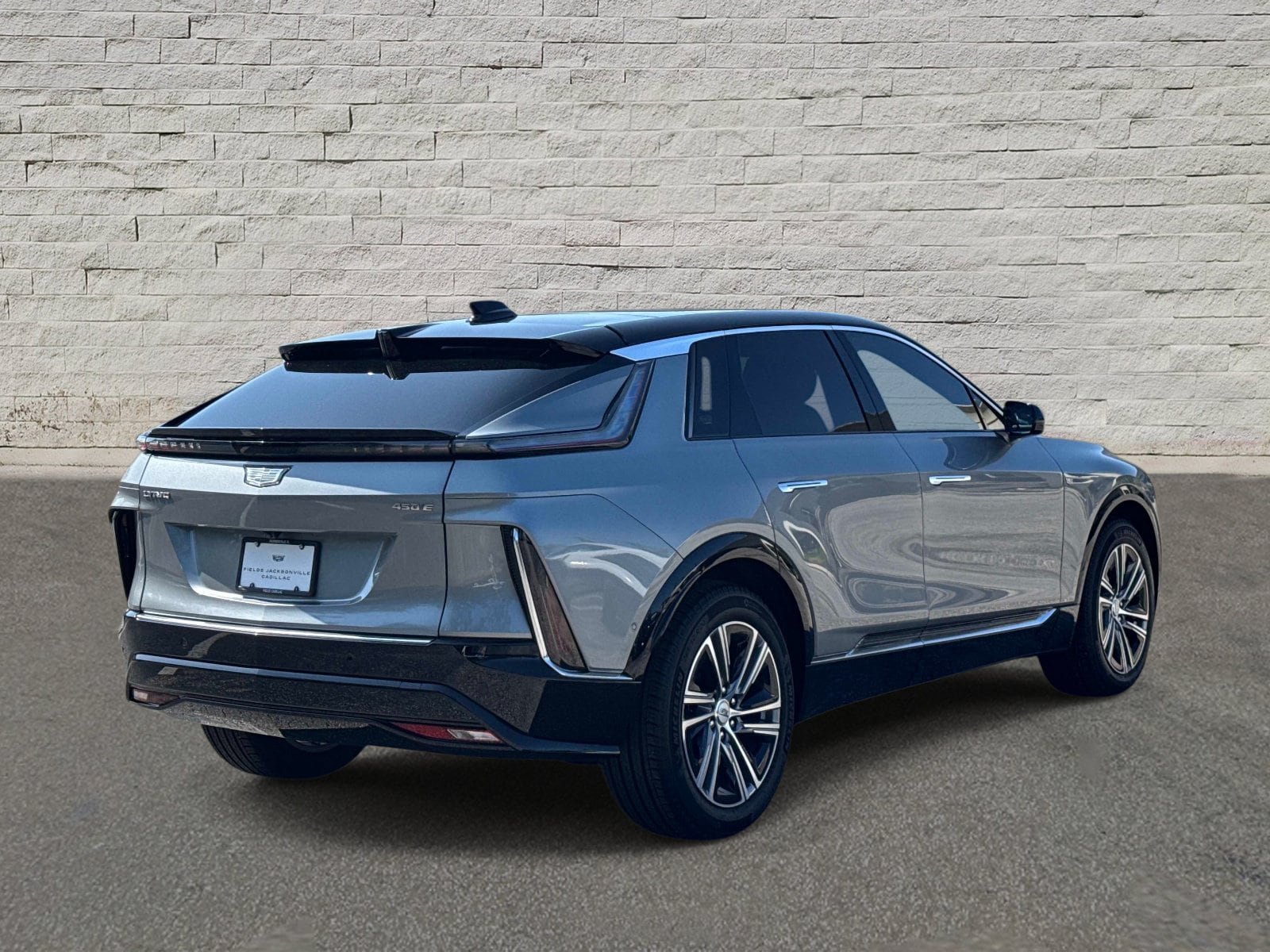 New 2026 Cadillac Lyriq Luxury RWD image 5