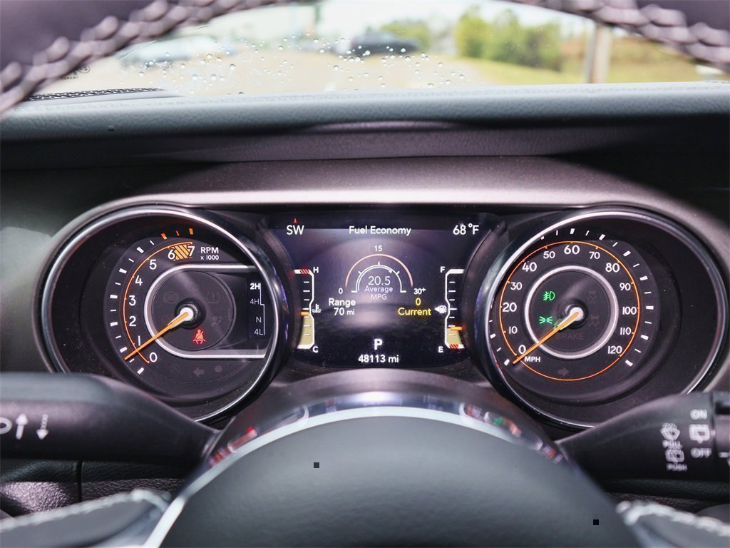 Used 2023 Jeep Wrangler Sahara image 24