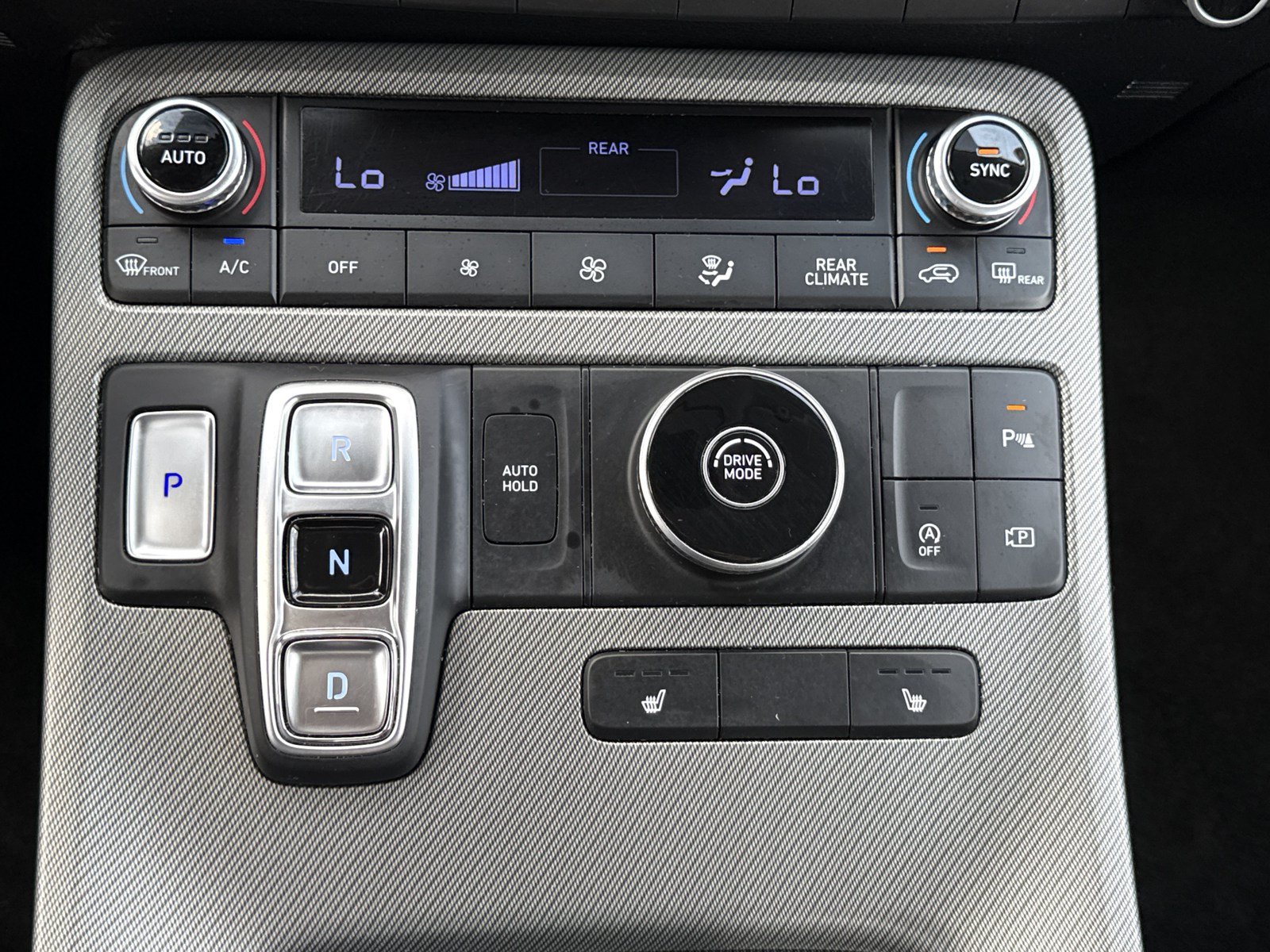Certified 2024 Hyundai Palisade SEL FWD image 30