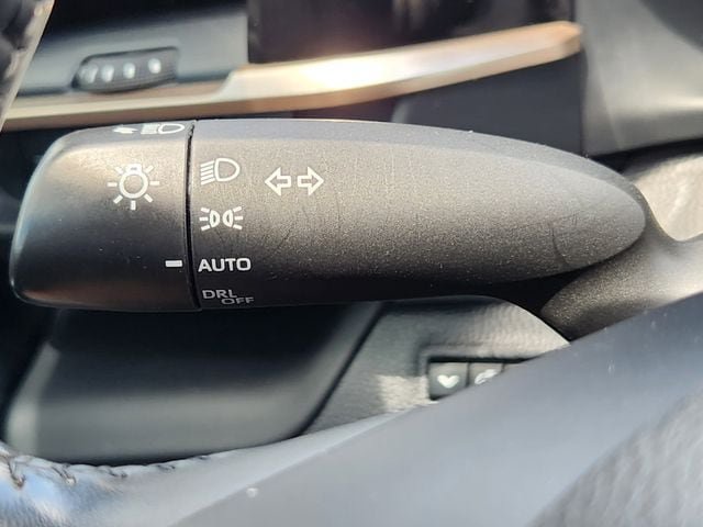 Used 2023 Toyota Crown AWD/4WD image 20