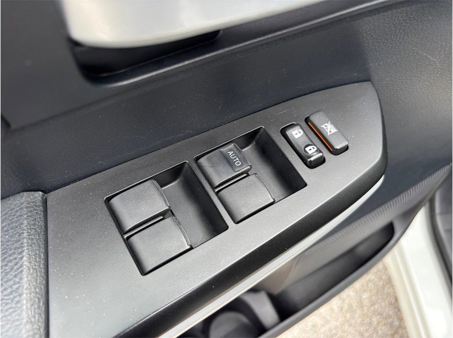 Used 2018 Toyota Tundra SR5 w/ SR5 Upgrade Package image 19