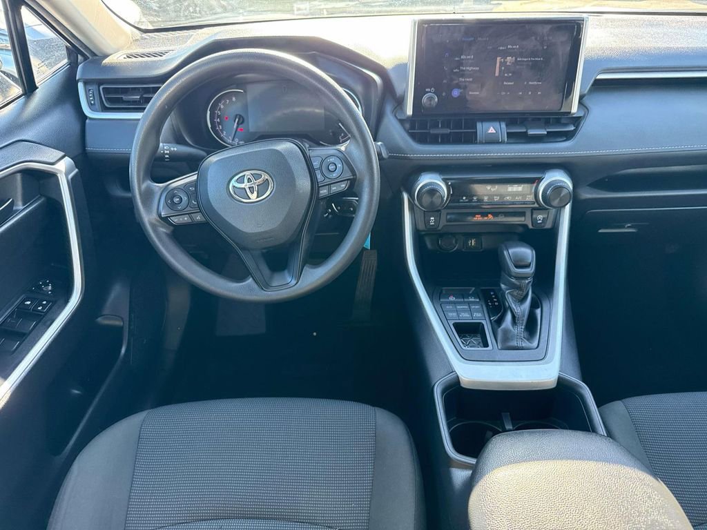Used 2024 Toyota RAV4 LE image 13