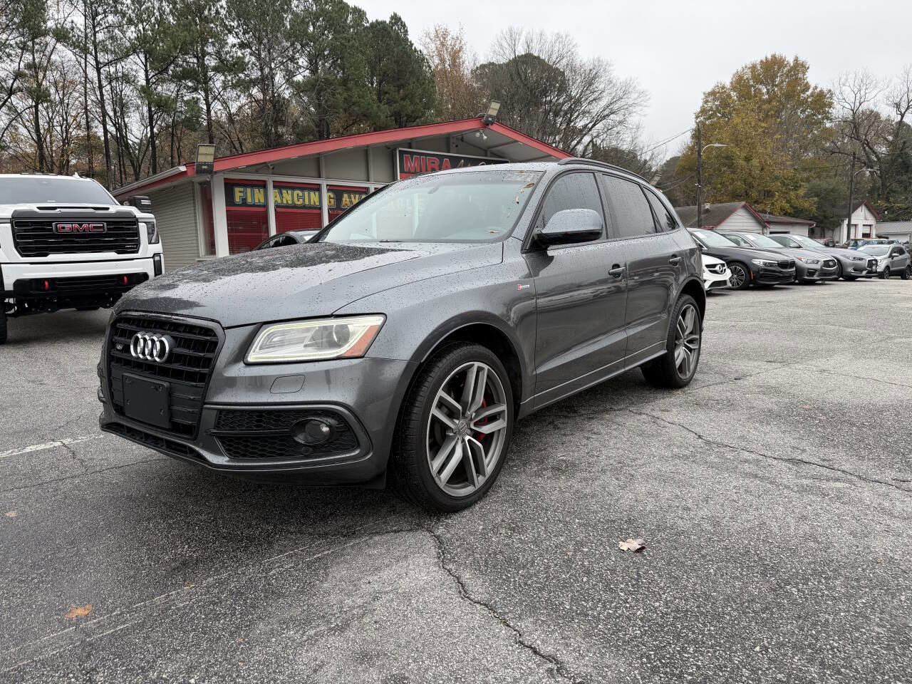 Used 2016 Audi SQ5 Premium Plus w/ Technology Package image 2
