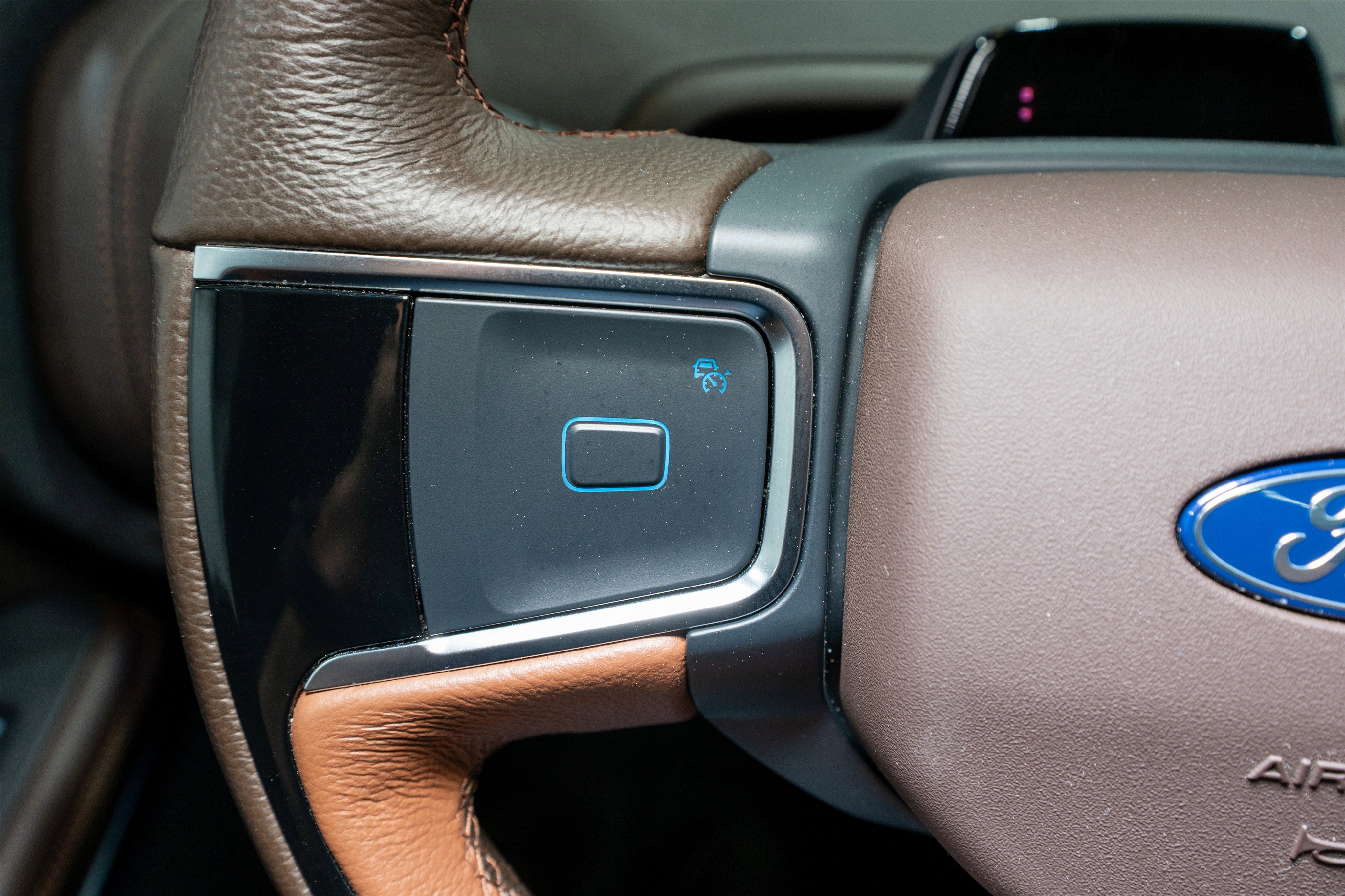 Used 2025 Ford Expedition Max King Ranch image 28