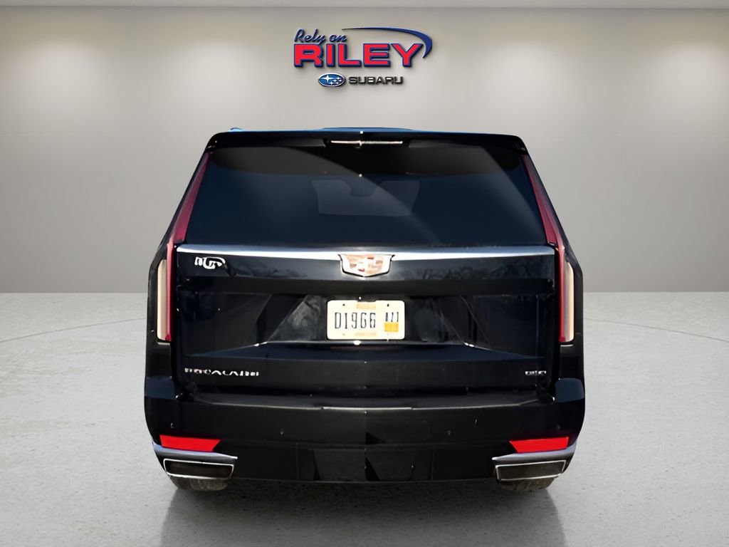 Used 2023 Cadillac Escalade ESV Premium Luxury image 4