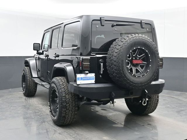 Used 2016 Jeep Wrangler Unlimited Rubicon w/ Connectivity Group image 7