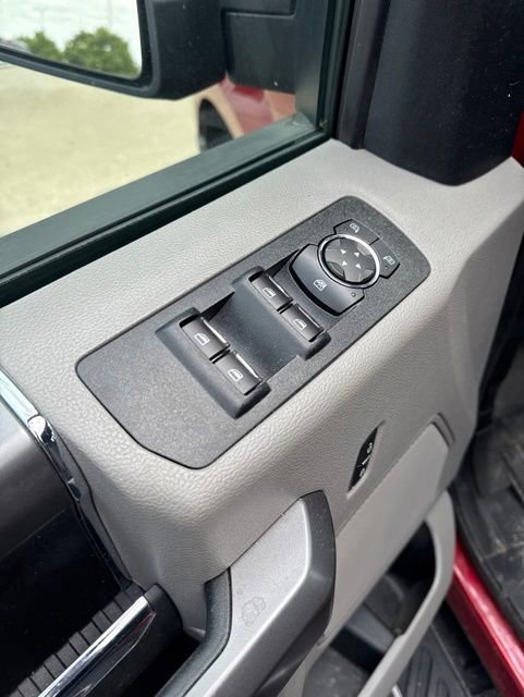 Used 2020 Ford F150 XLT w/ Equipment Group 302A Luxury AWD/4WD image 16