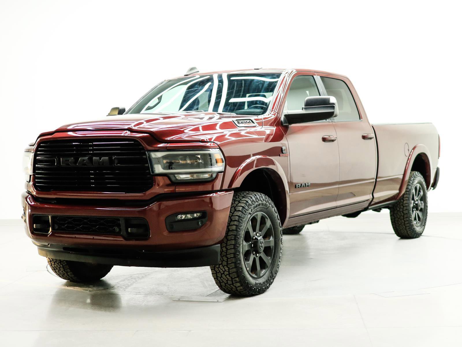 Used 2022 RAM 3500 Laramie w/ Night Edition image 3
