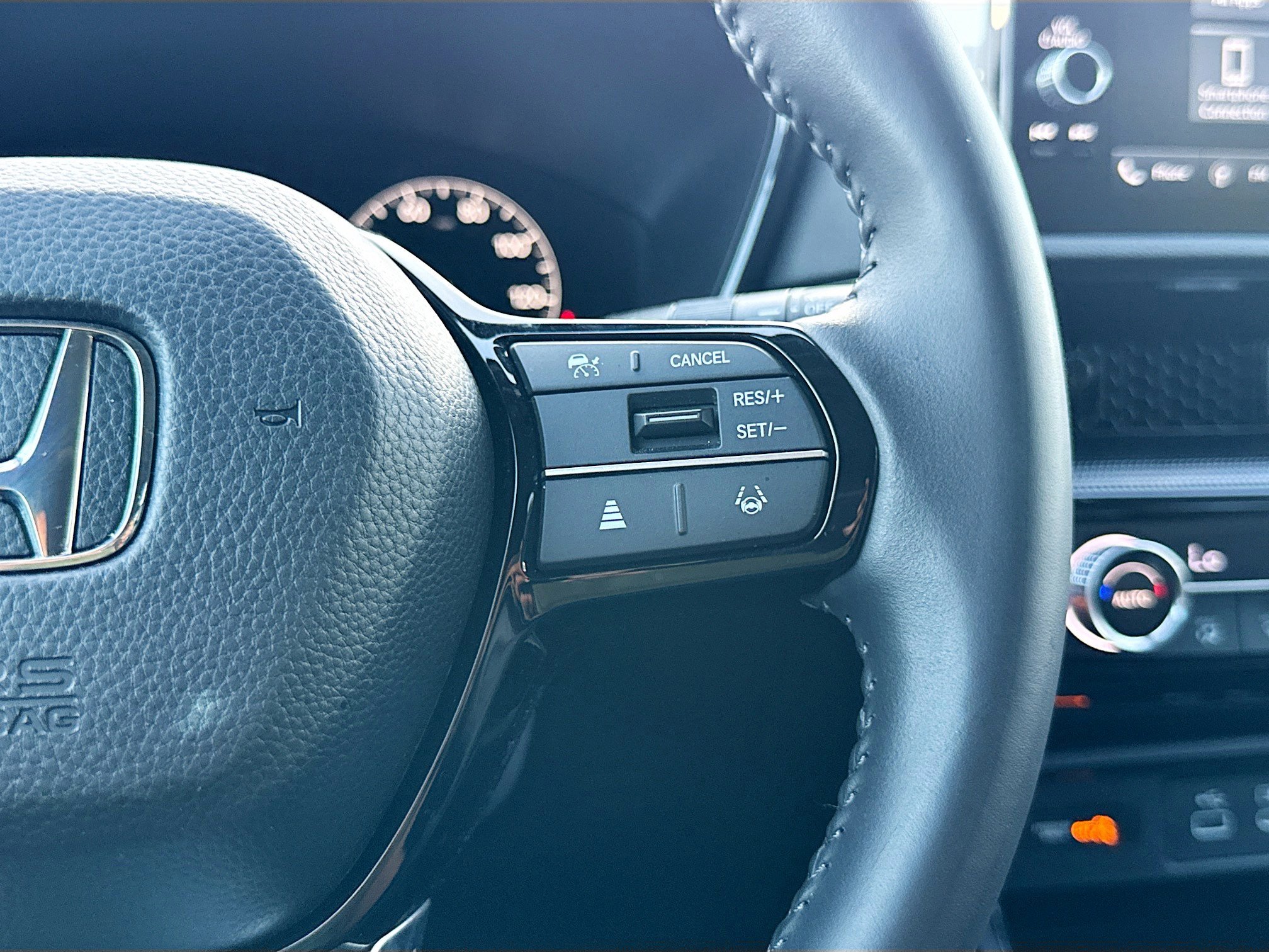 Used 2024 Honda CR-V EX-L image 37
