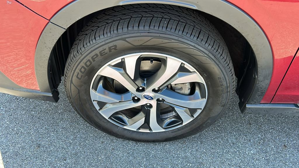 Certified 2022 Subaru Outback Limited image 7