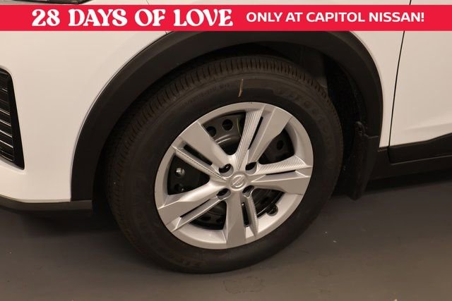 New 2025 Nissan Kicks Play S image 6