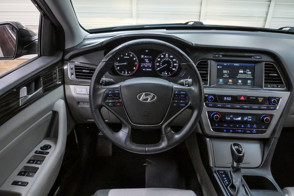 Used 2017 Hyundai Sonata Limited w/ Cargo Package FWD image 20