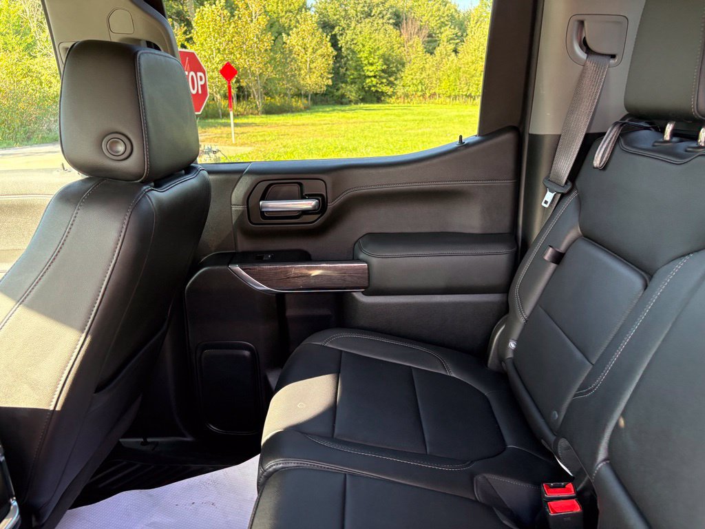 Used 2020 Chevrolet Silverado 1500 LTZ w/ LTZ Plus Package AWD/4WD image 58