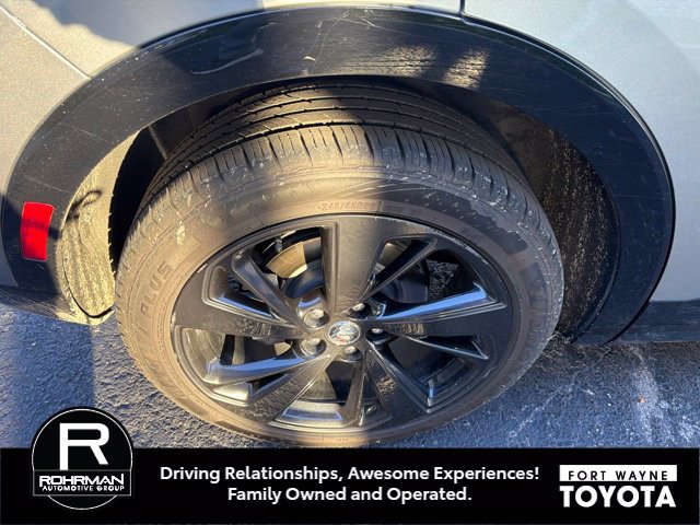 Used 2023 Buick Envision Preferred w/ Sport Touring Package AWD/4WD image 5