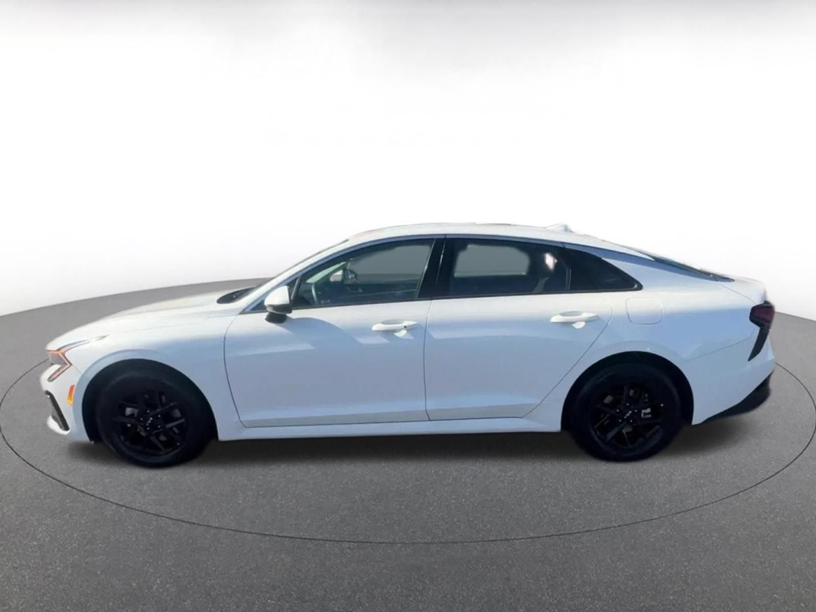 Used 2025 Kia K5 LXS FWD image 11