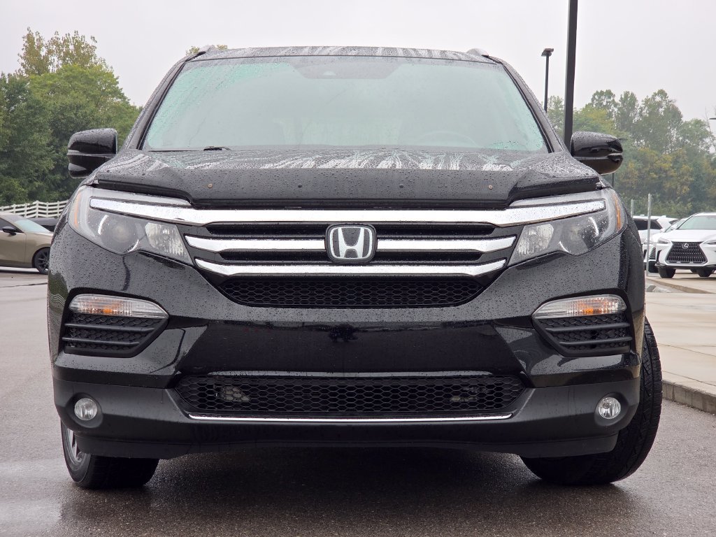 Used 2016 Honda Pilot Touring image 3