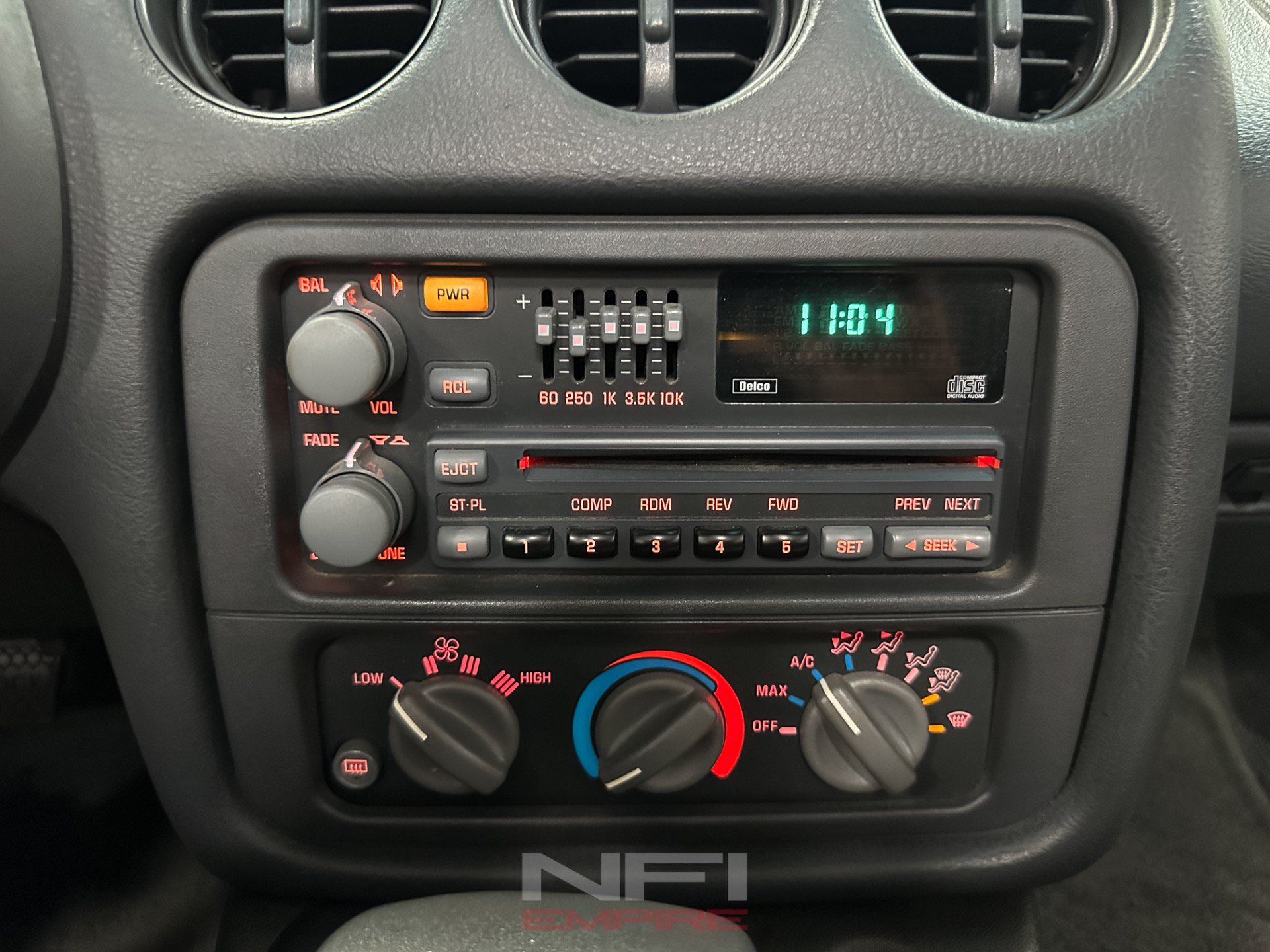 Used 1995 Pontiac Firebird Convertible RWD image 36