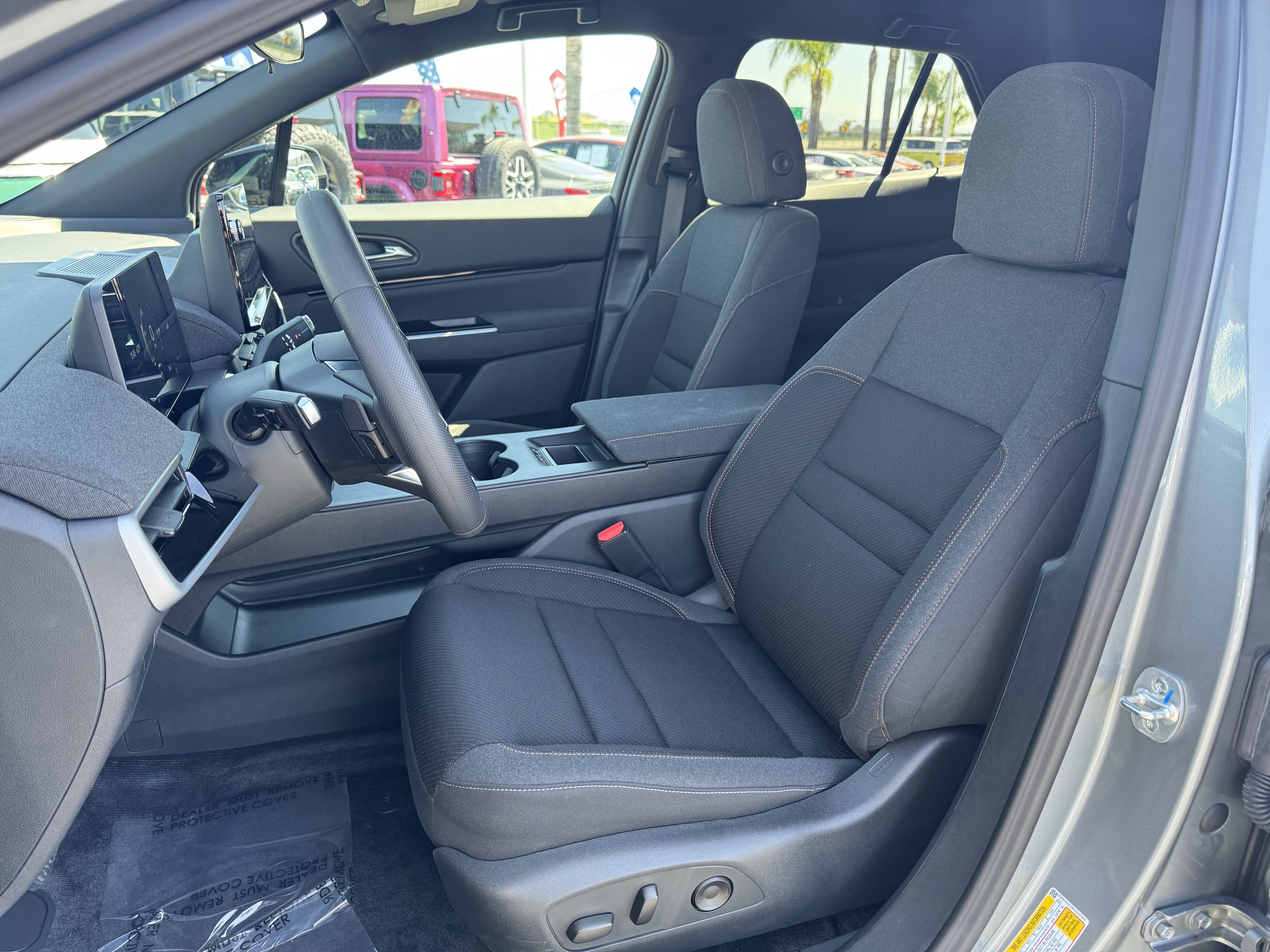 Used 2025 Honda Prologue EX image 14