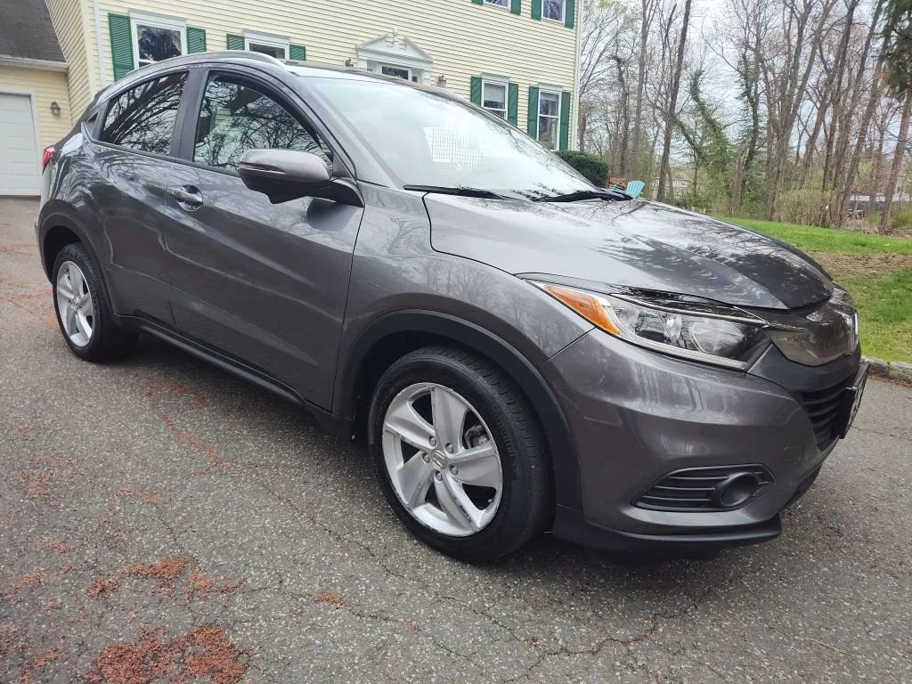 Used 2019 Honda HR-V EX image 2