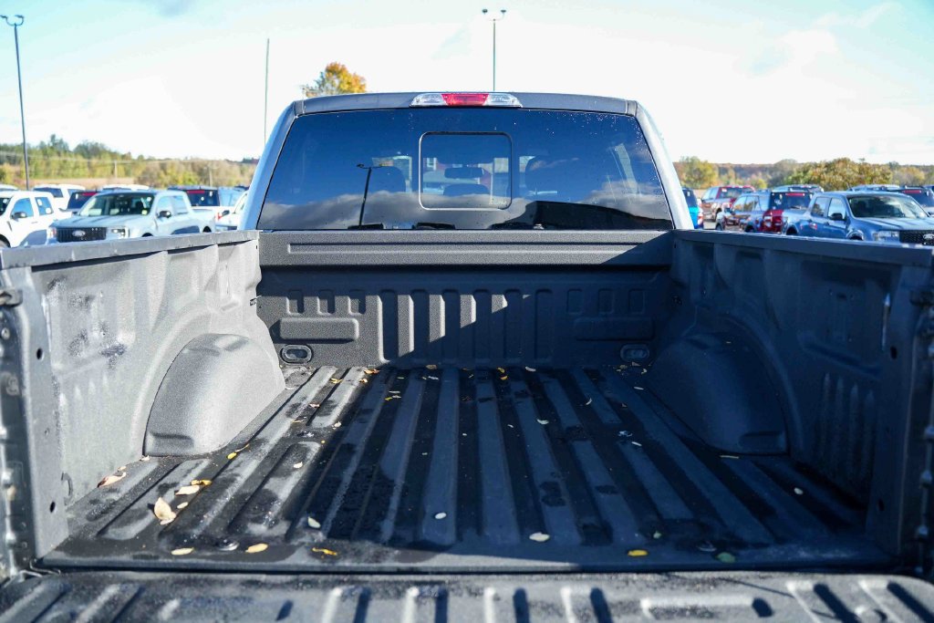 Used 2020 Ford F150 XLT w/ Equipment Group 302A Luxury AWD/4WD image 10