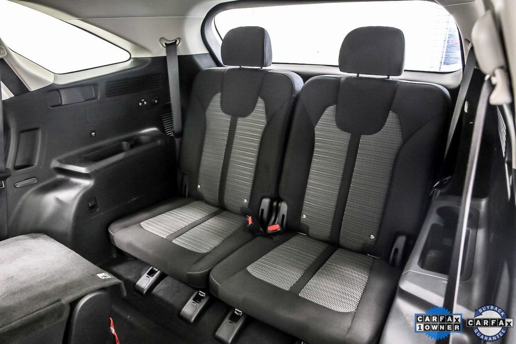 Used 2025 Kia Sorento LX image 34