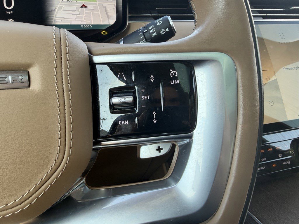 Used 2023 Land Rover Range Rover SE image 21