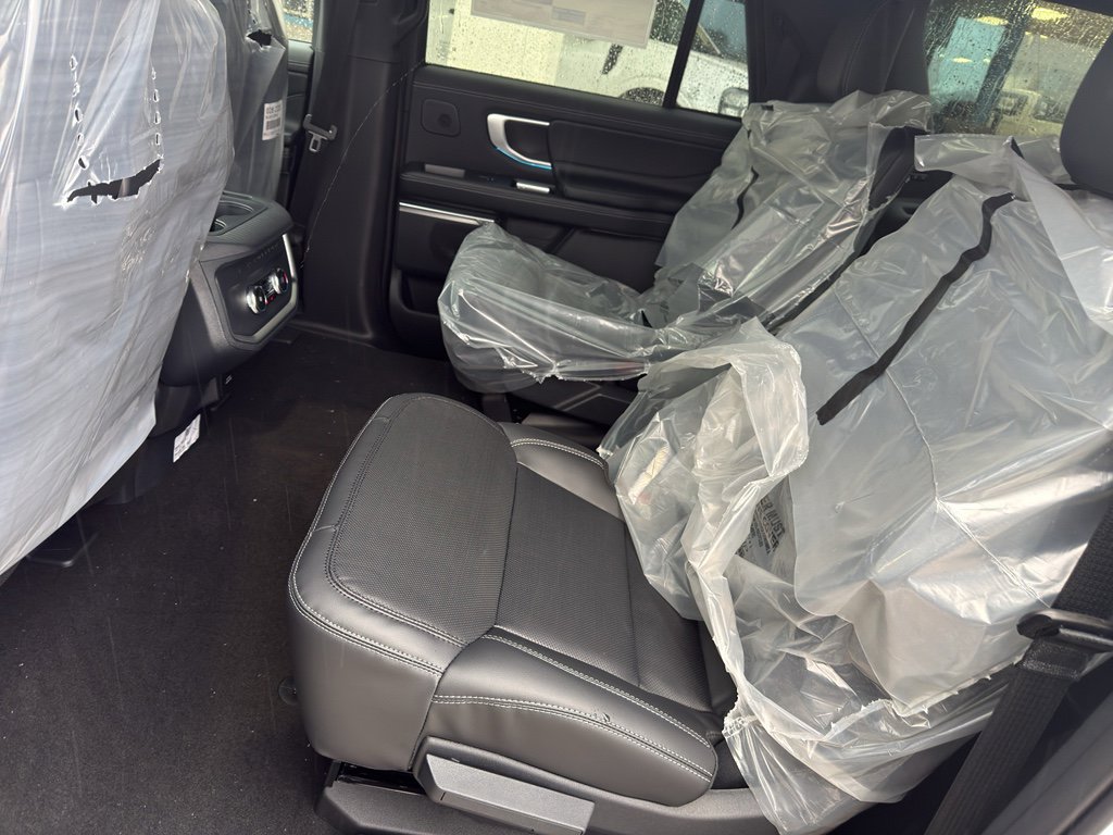 New 2026 Ford Expedition Max Platinum image 12