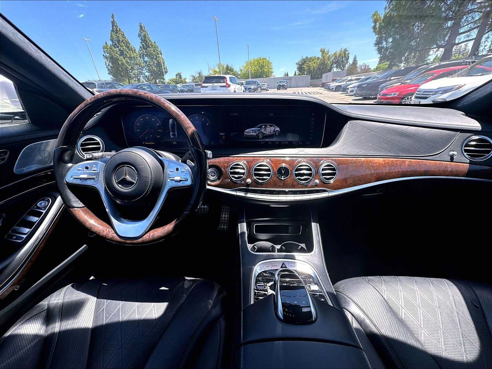 Used 2018 Mercedes-Benz S 560 Sedan image 17
