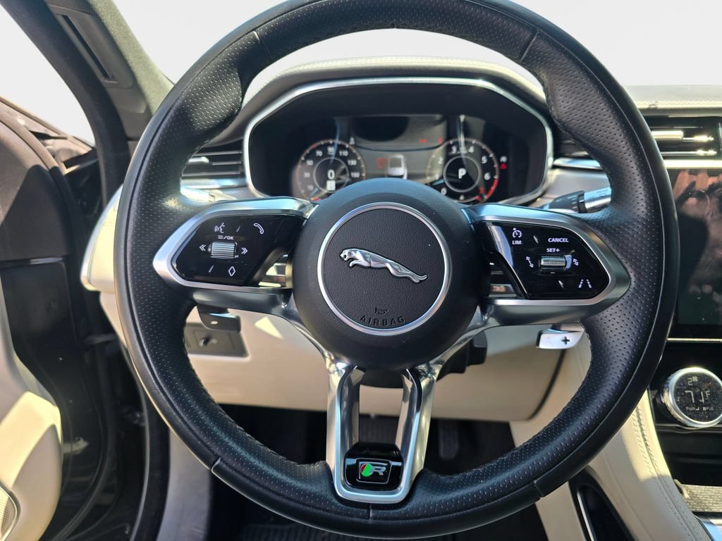 Used 2021 Jaguar F-PACE R-Dynamic S AWD/4WD image 19