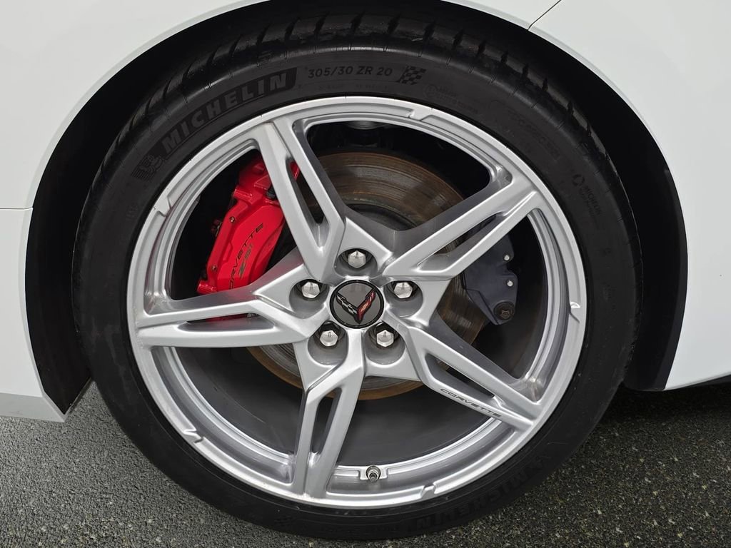 Used 2022 Chevrolet Corvette Stingray Preferred Cpe w/ Z51 Performance Package RWD image 28