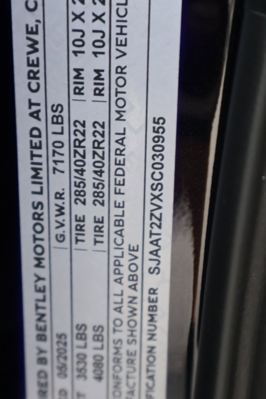 New 2025 Bentley Bentayga image 34