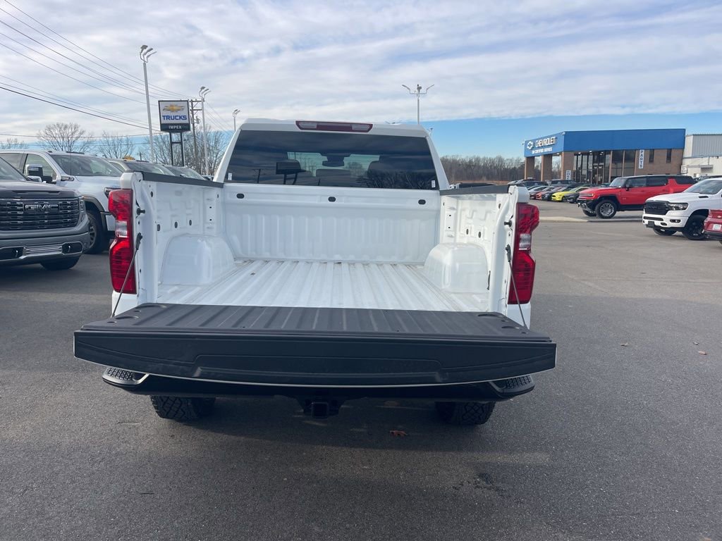 Used 2025 Chevrolet Silverado 1500 Custom Trail Boss image 32