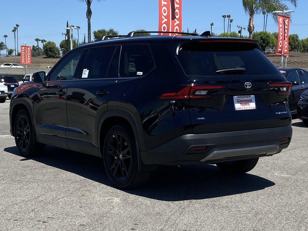 Used 2026 Toyota Grand Highlander AWD image 32