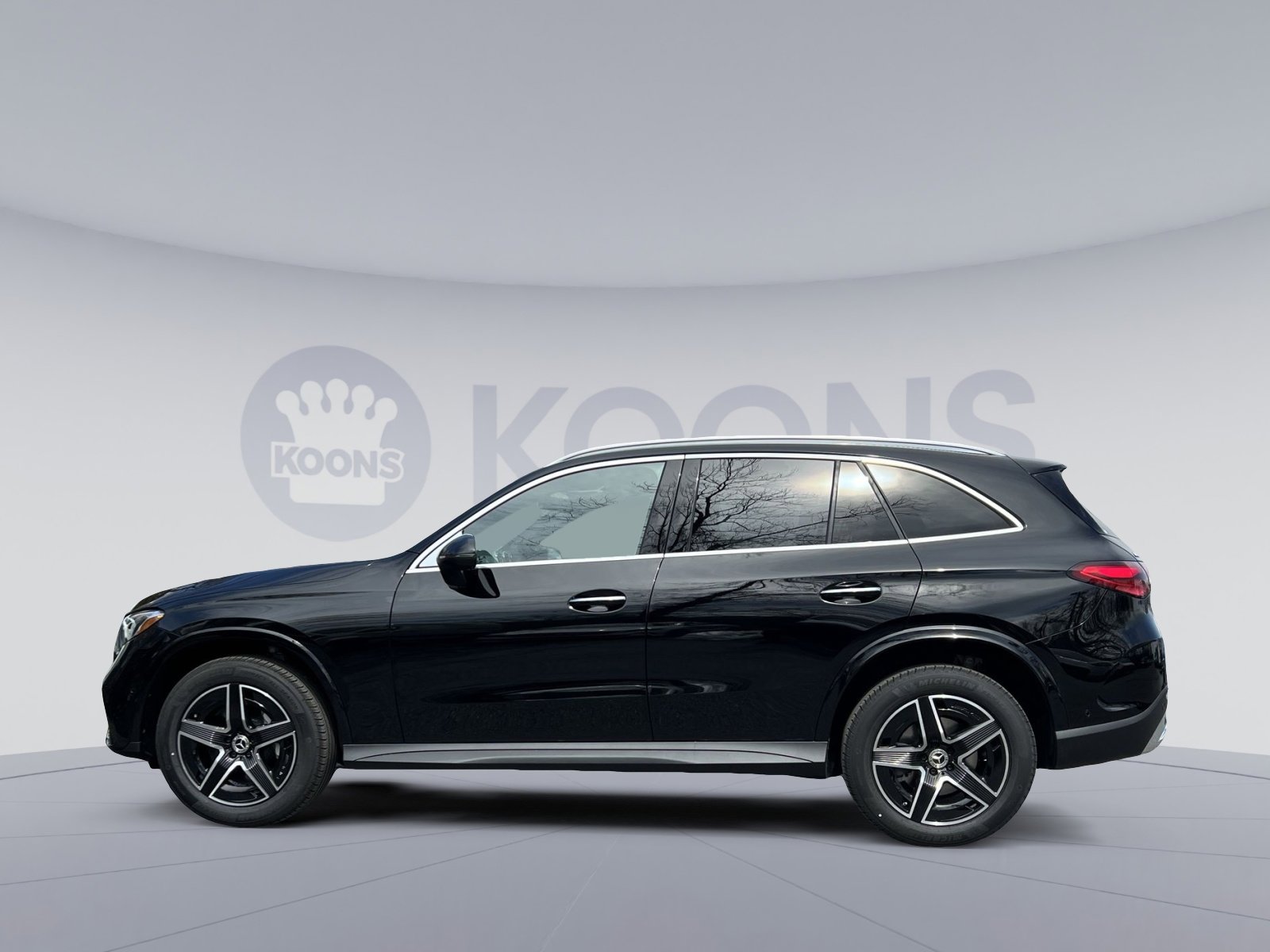 New 2026 Mercedes-Benz GLC 300 4MATIC image 2