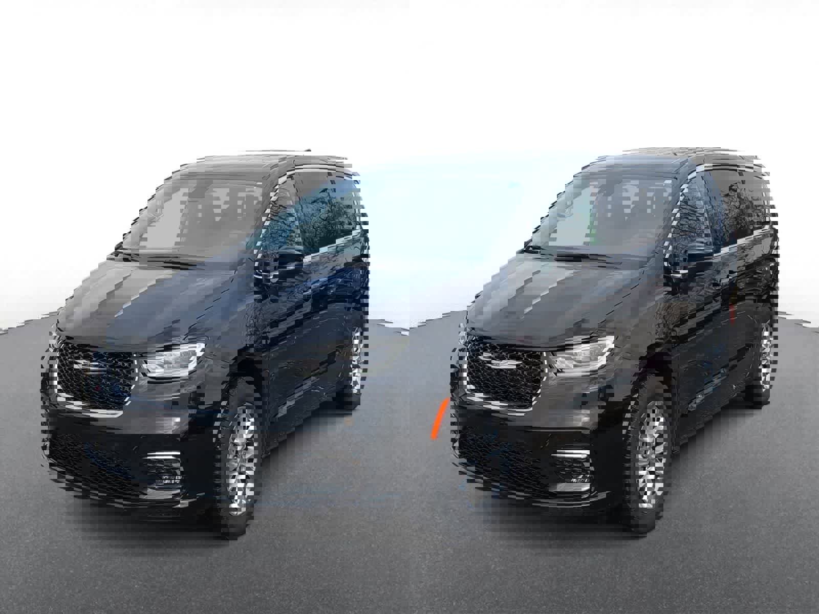 Used 2023 Chrysler Pacifica Touring-L image 4